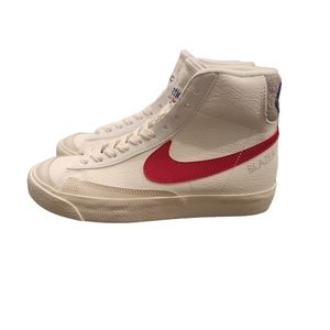 Nike Blazer Mid '77White Light Smoke Grey Phantom Gym Red (GS)